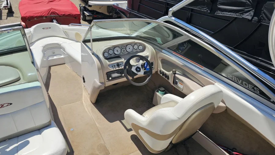 2001-mastercraft-x30-143323-image7.webp