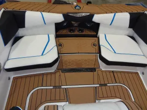 2020-nautique-ski-nautique-143334-image3.webp