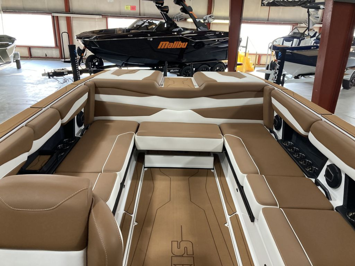 2025 Axis Wake Research A245