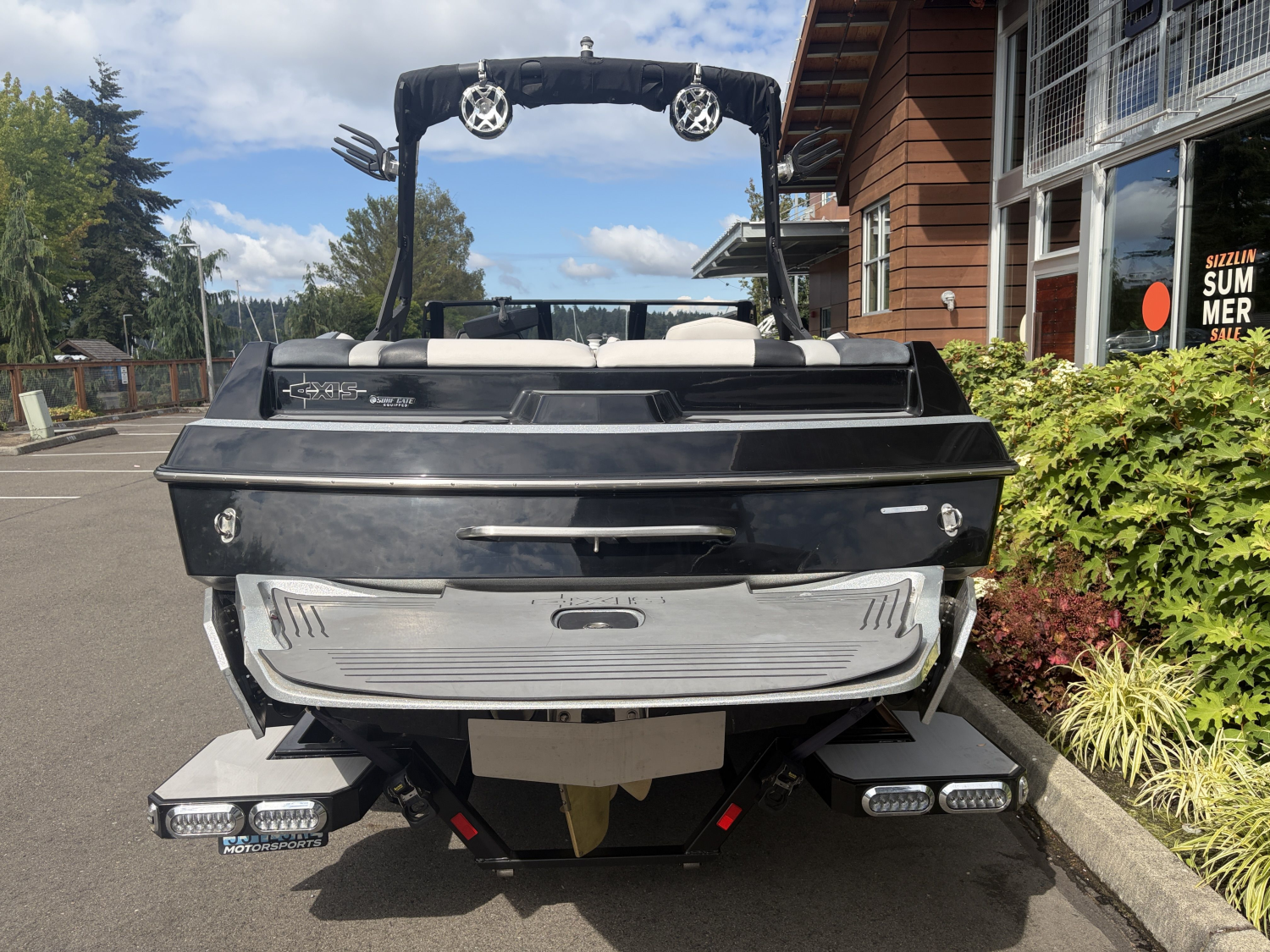 2016 Axis A22