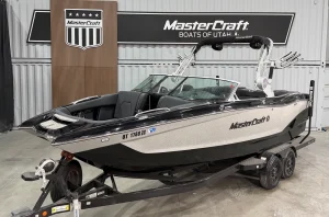 2019-mastercraft-x24-143351-image1
