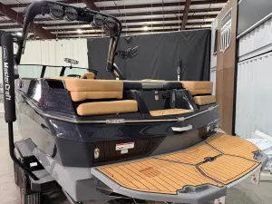 2024-mastercraft-xt24-143353-image18