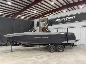 2024-mastercraft-xt24-143353-image2