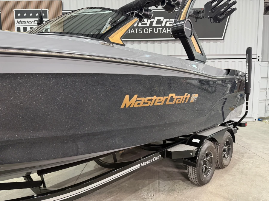 2024-mastercraft-xt24-143353-image3