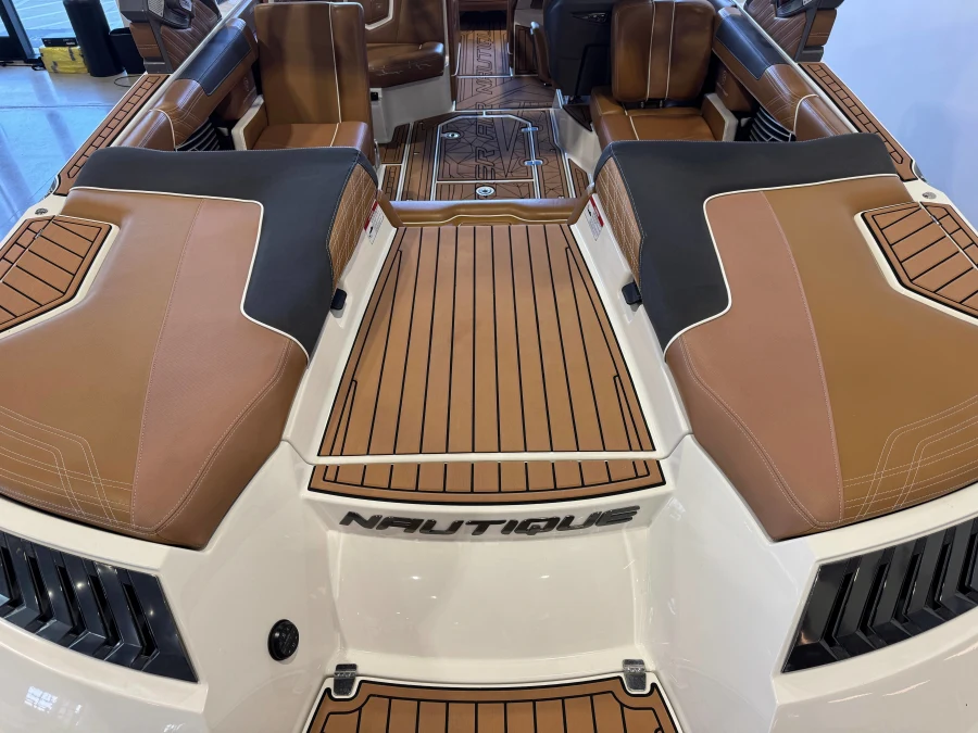2016-nautique-g23-143354-image10