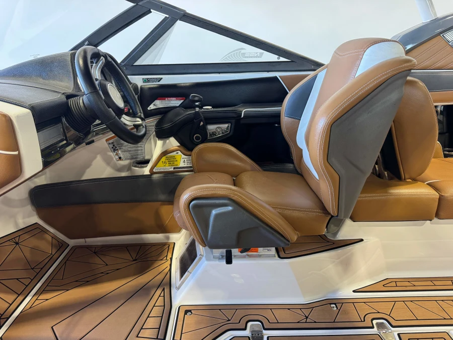 2016-nautique-g23-143354-image23
