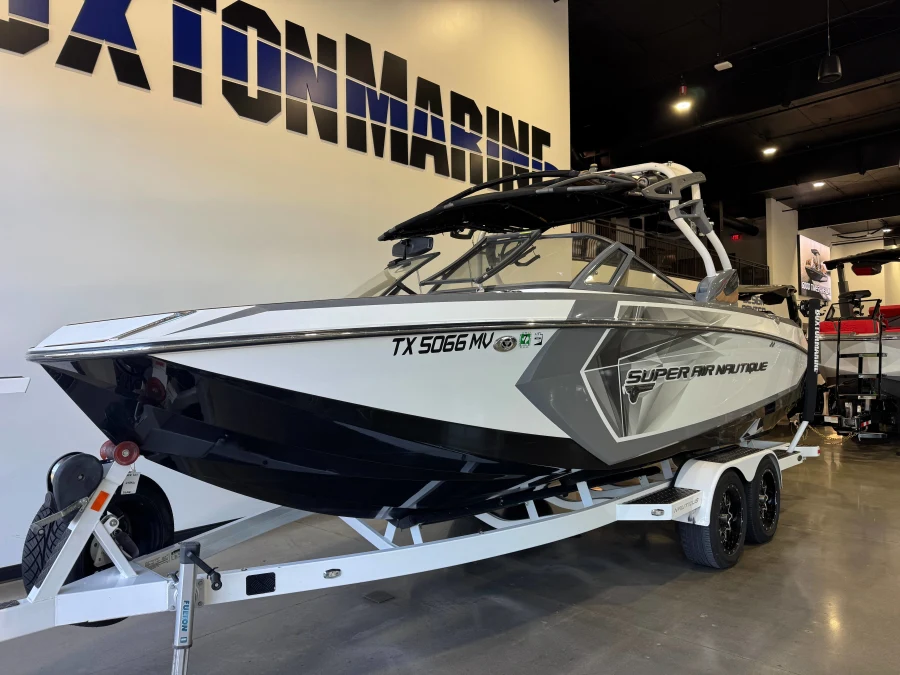 2016-nautique-g23-143354-image2