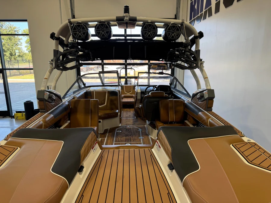 2016-nautique-g23-143354-image9
