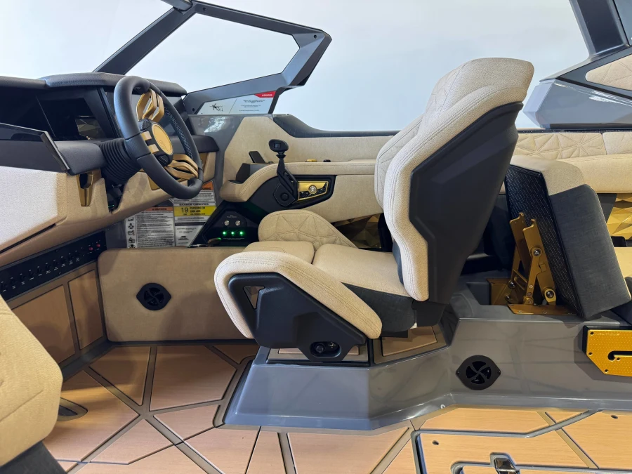 2027-nautique-g25-paragon-143355-image25