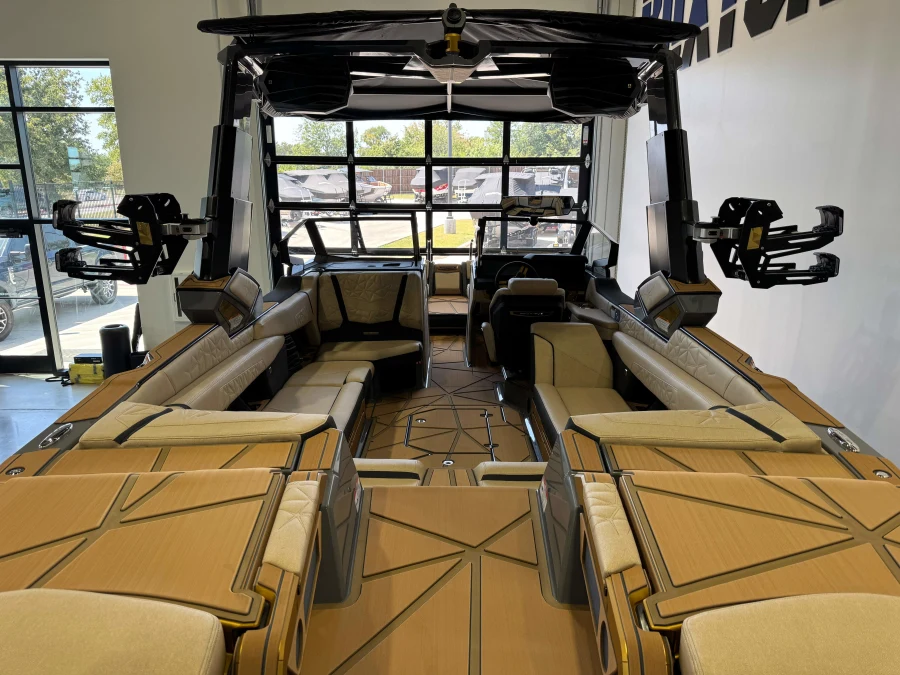 2027-nautique-g25-paragon-143355-image8