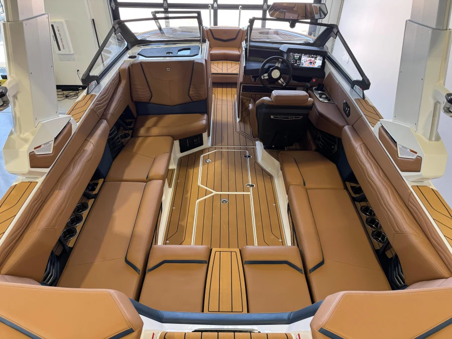 2027-nautique-g23-143356-image13