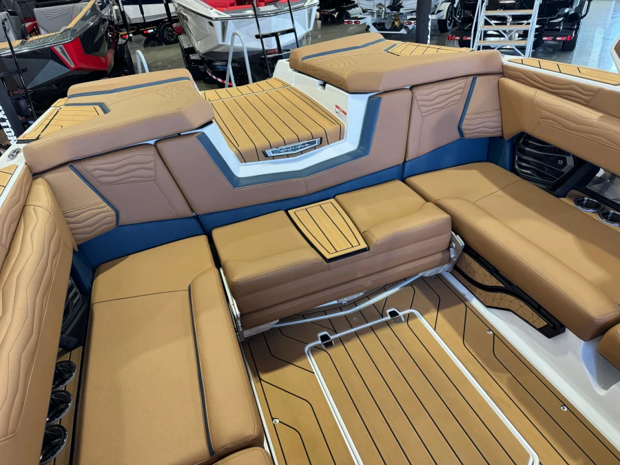 2027-nautique-g23-143356-image16