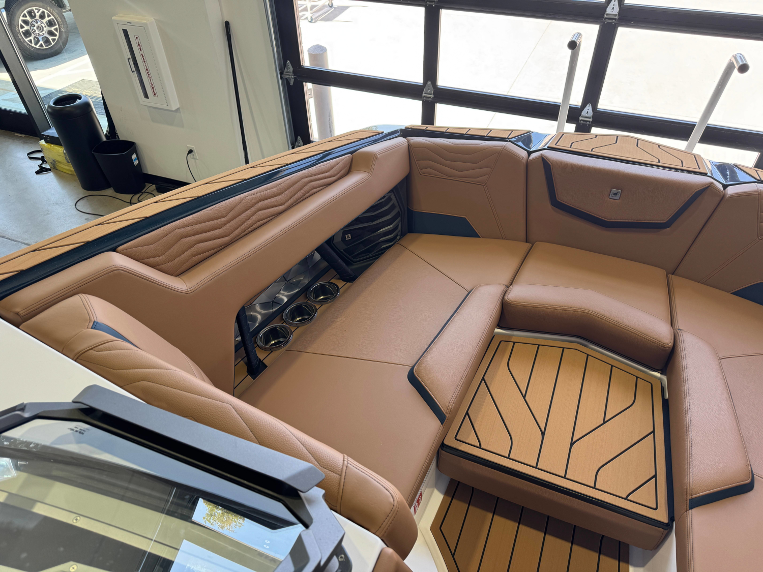 2027 Nautique Super Air Nautique G23