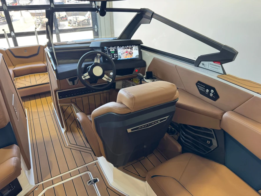 2027-nautique-g23-143356-image24