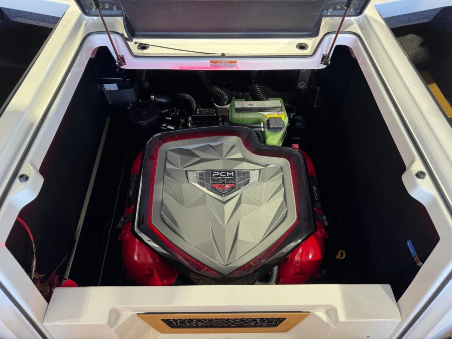 2027-nautique-g23-143356-image28
