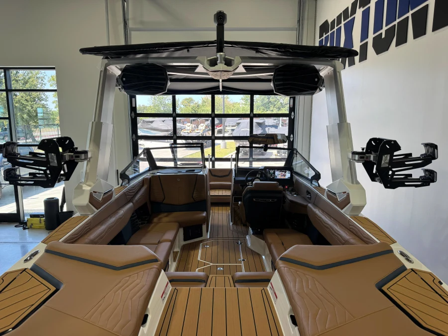 2027-nautique-g23-143356-image9