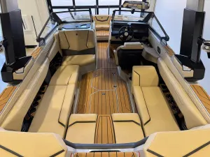 2027-nautique-g23-143357-image13