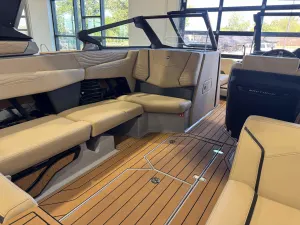 2027-nautique-g23-143357-image14