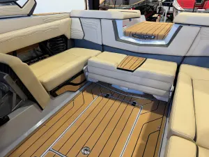 2027-nautique-g23-143357-image15