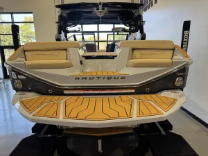 2027-nautique-g23-143357-image8