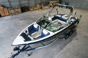 2015-mastercraft-x30-143359-image16