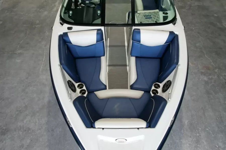 2015-mastercraft-x30-143359-image27