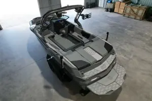2027-mastercraft-nxt23-143360-image17