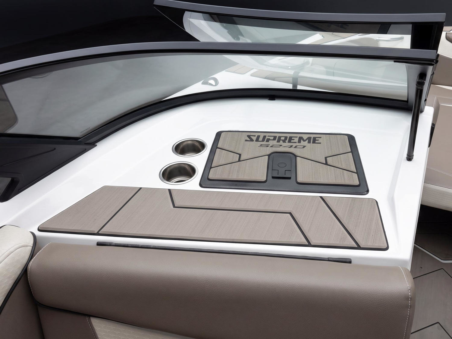 2023 Supreme Boats S240