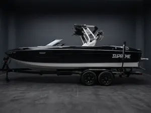 2023-supreme-s240-143361-image1
