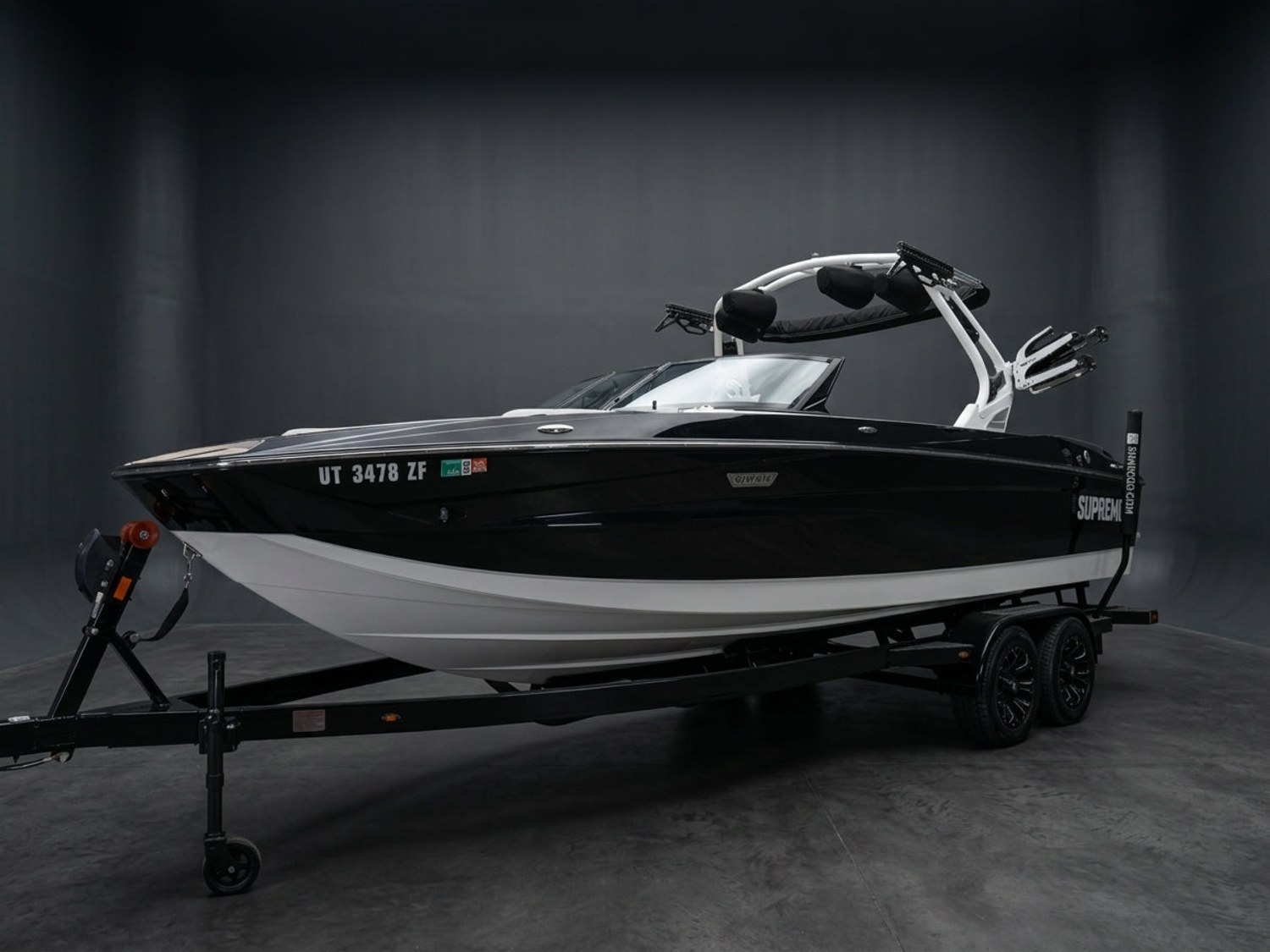 2023 Supreme Boats S240