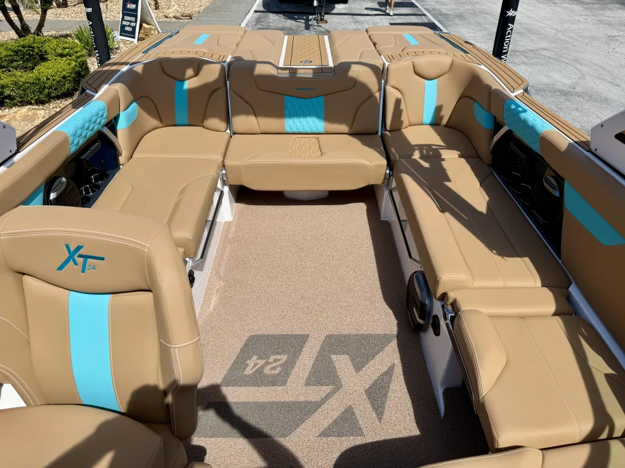 2027-mastercraft-xt24-143363-image14