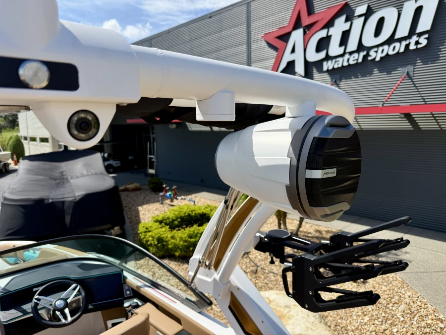 2027-mastercraft-xt24-143363-image25