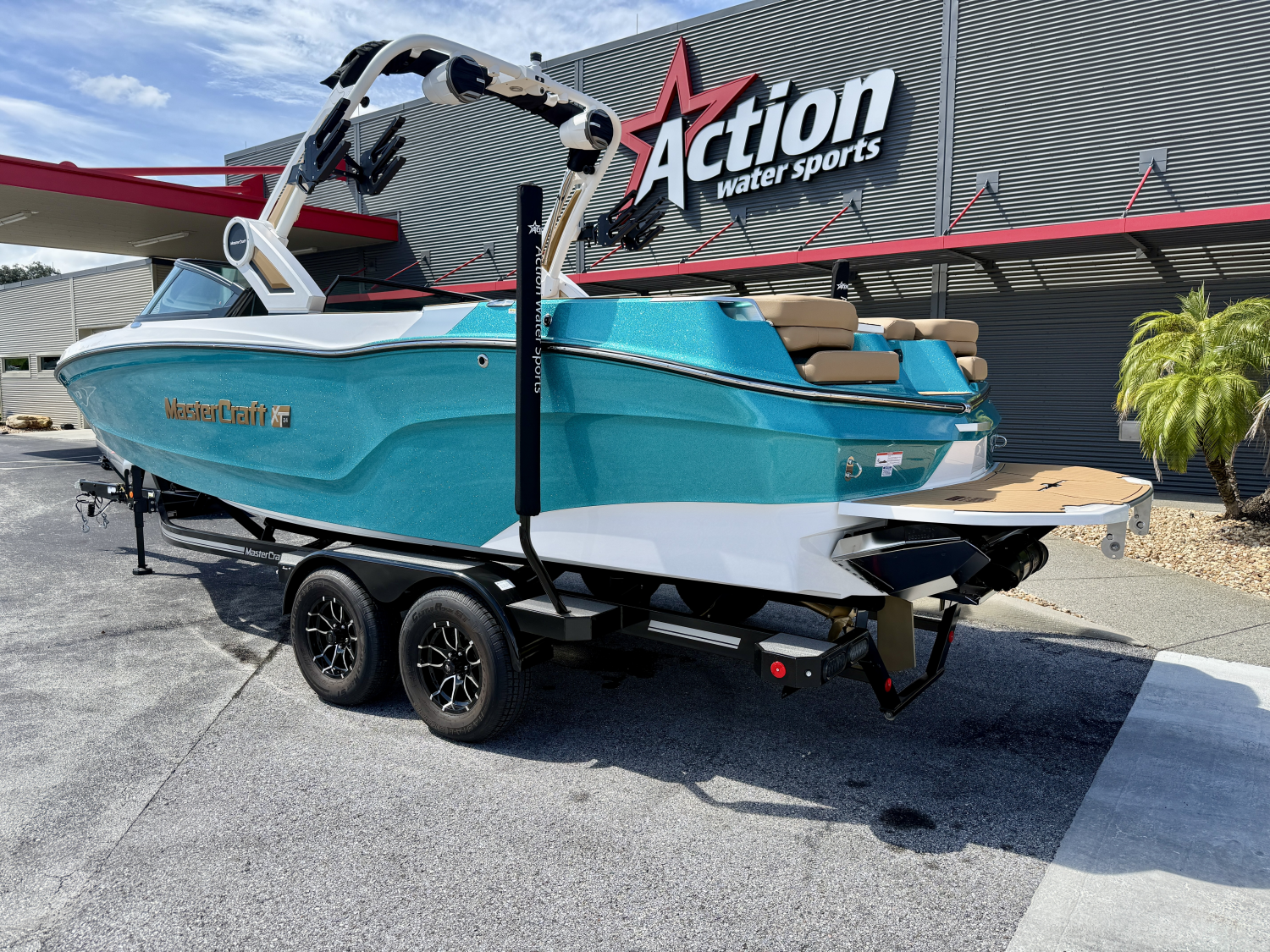 2027 MasterCraft XT24