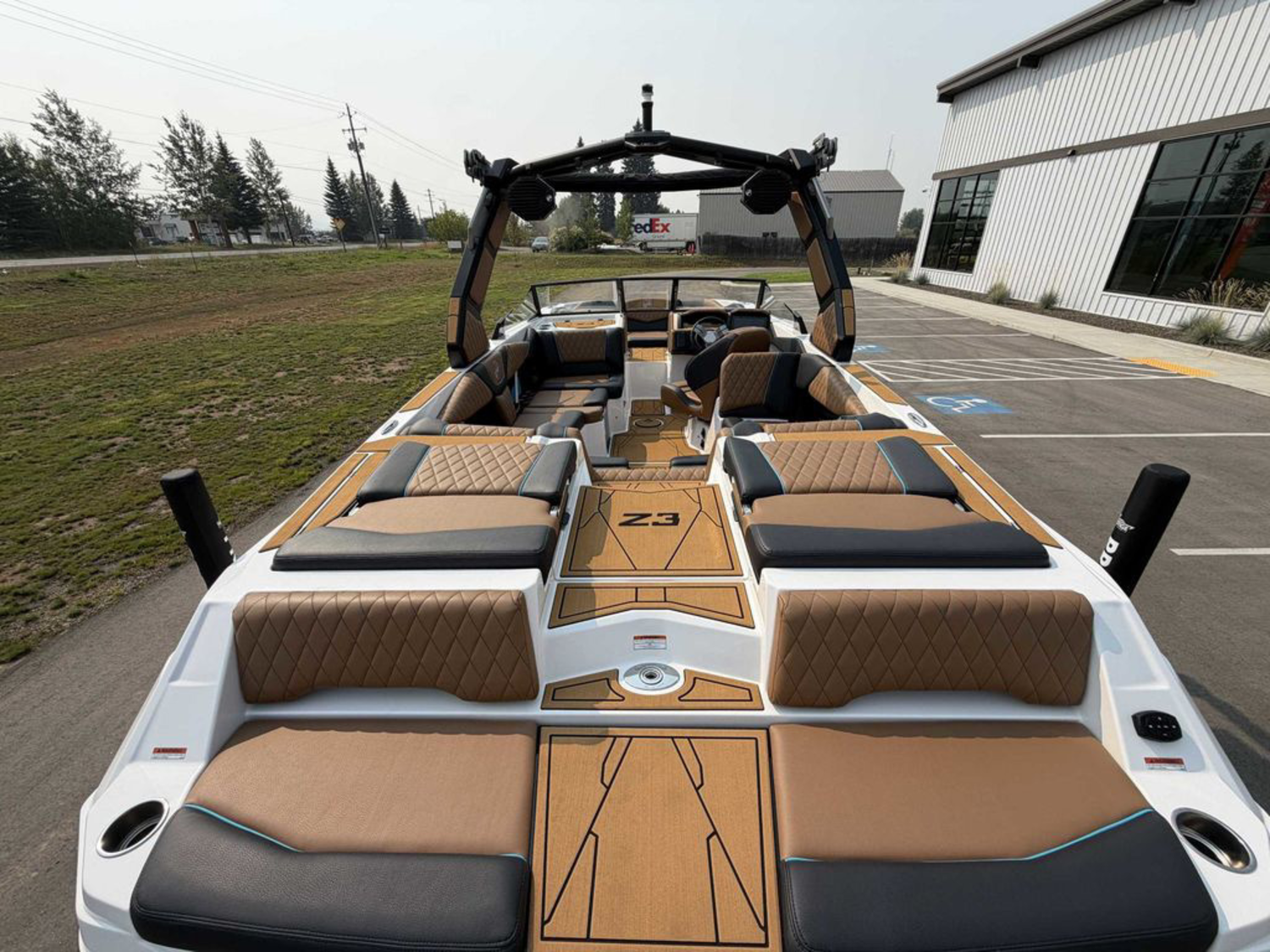 2027 Tige Z3