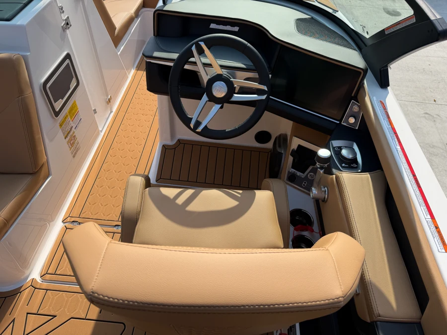 2027-mastercraft-xt23-143373-image20
