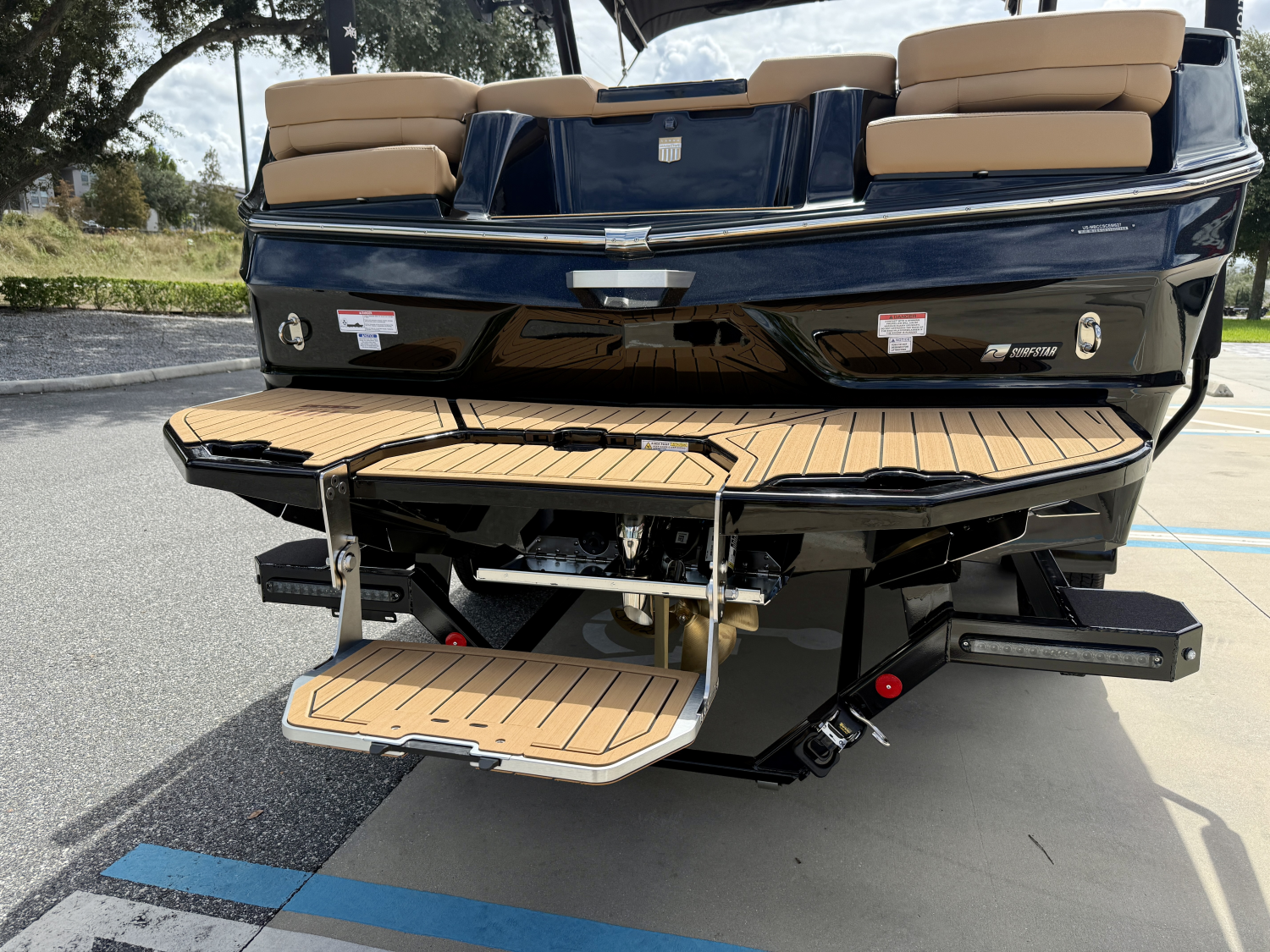 2027 MasterCraft XT23