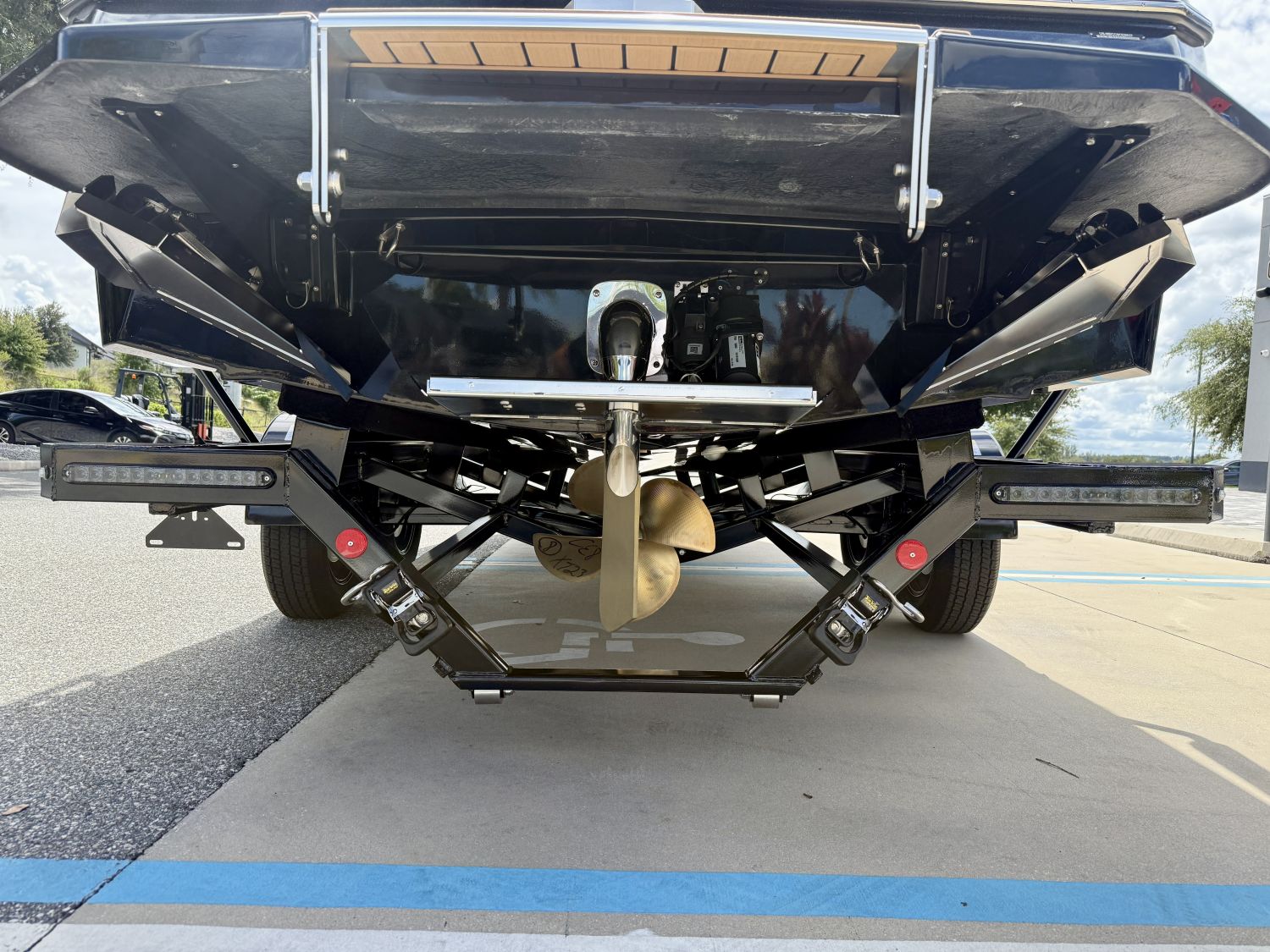 2027 MasterCraft XT23
