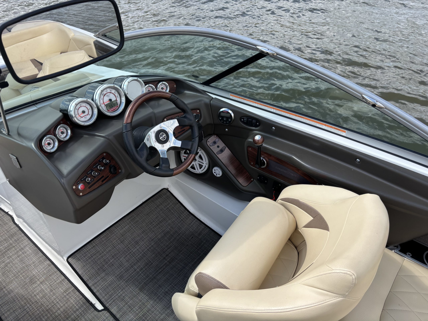 2009 Mastercraft Maristar 200