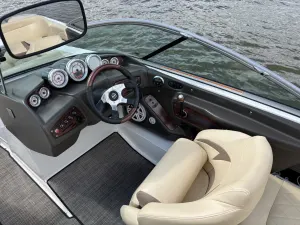 2009-mastercraft-maristar-200-143398-image10