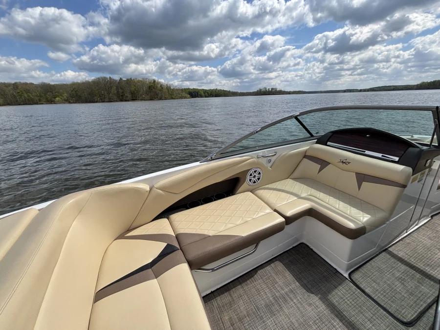 2009-mastercraft-maristar-200-143398-image12