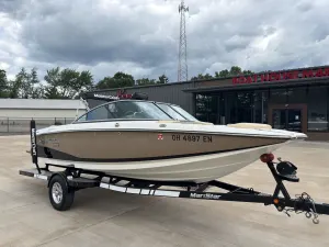 2009-mastercraft-maristar-200-143398-image4