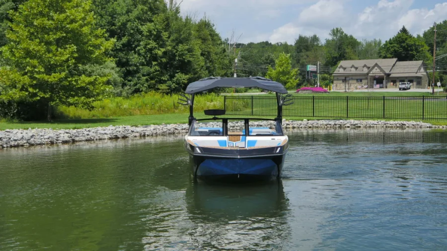 2024-nautique-gs22-143401-image7.webp