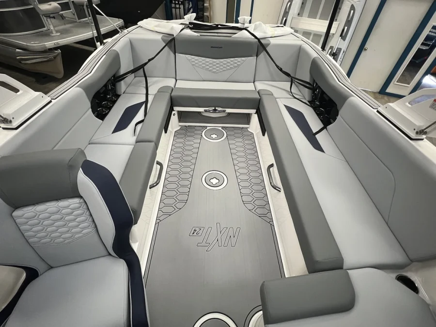 2026-mastercraft-nxt24-143412-image1.webp