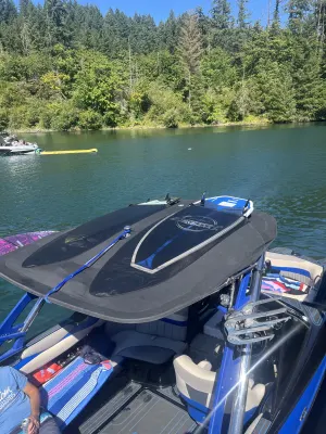 2012-malibu-wakesetter-22-mxz-143417-image3.webp