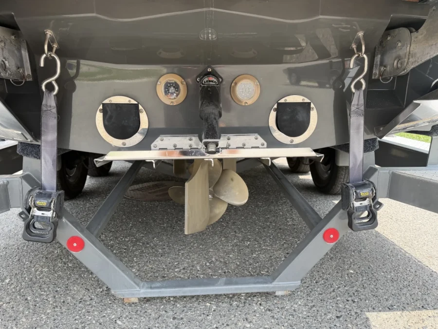 2017-mastercraft-xt23-143423-image3.webp