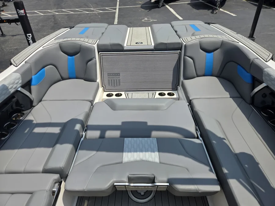 2023-mastercraft-xt24-143426-image8.webp