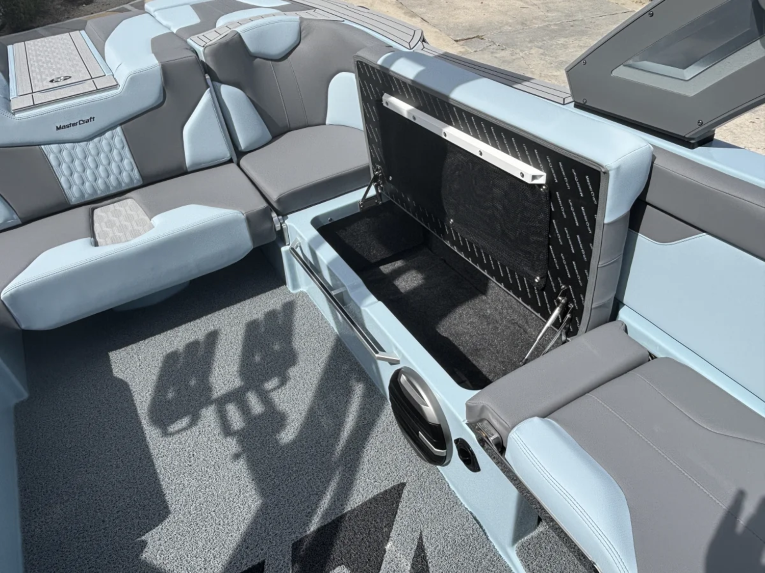 2026 Mastercraft XT24