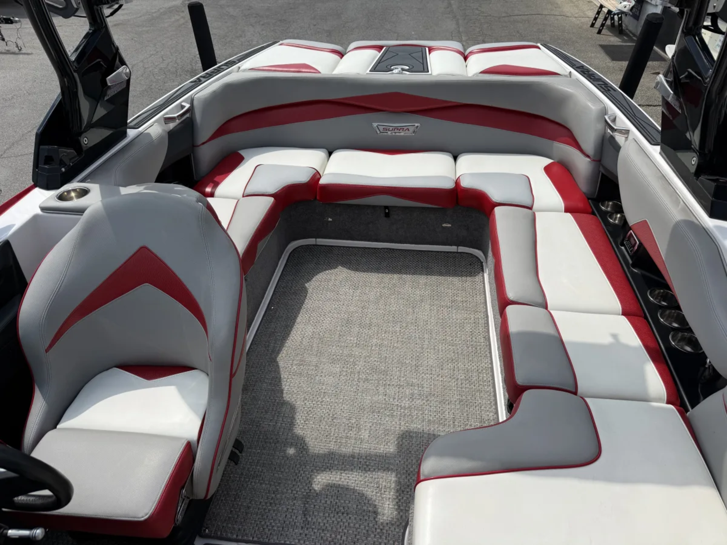 2014 23' Supra SA550 Bowrider