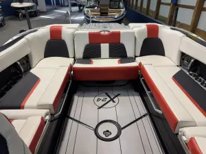 2019-mastercraft-x24-143431-image2.webp