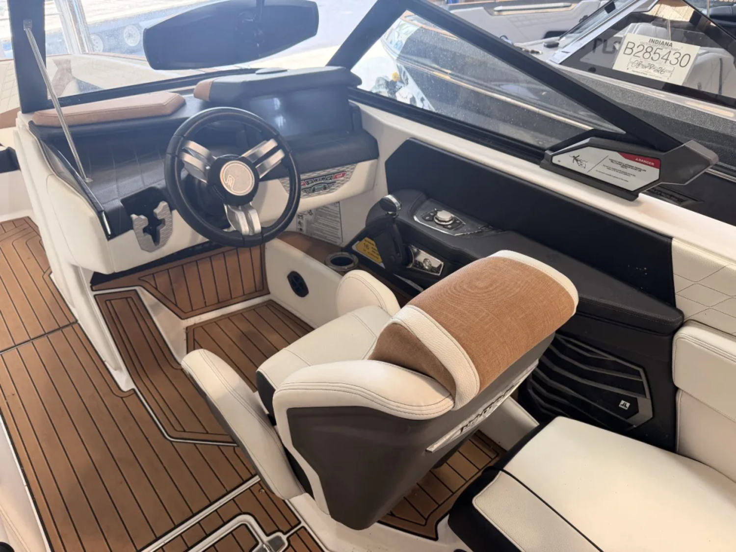 2021 Nautique G23